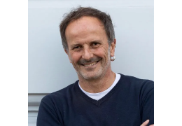 Platone e la nascita del desiderio: Matteo Nucci ci guida nel cuore della filosofia verso lo Strega 2026